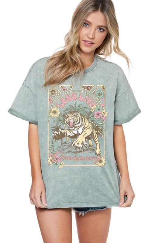 Long Live Dreamers Graphic Tee - Jupe NYC