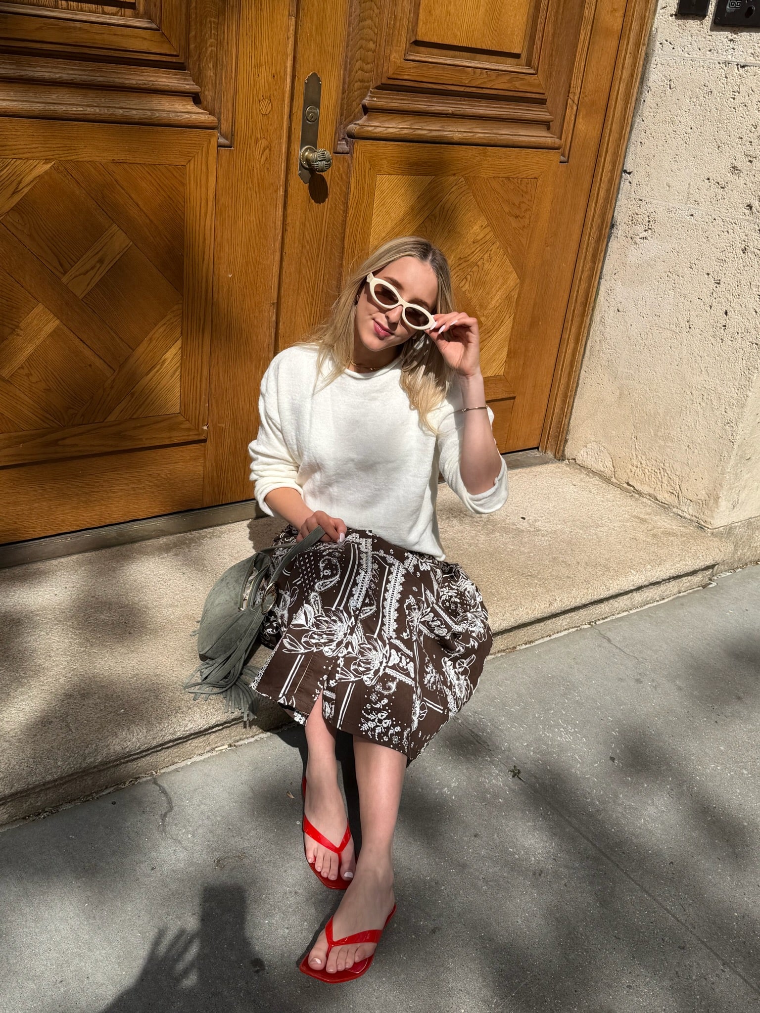 The Cape Sweater - Jupe NYC