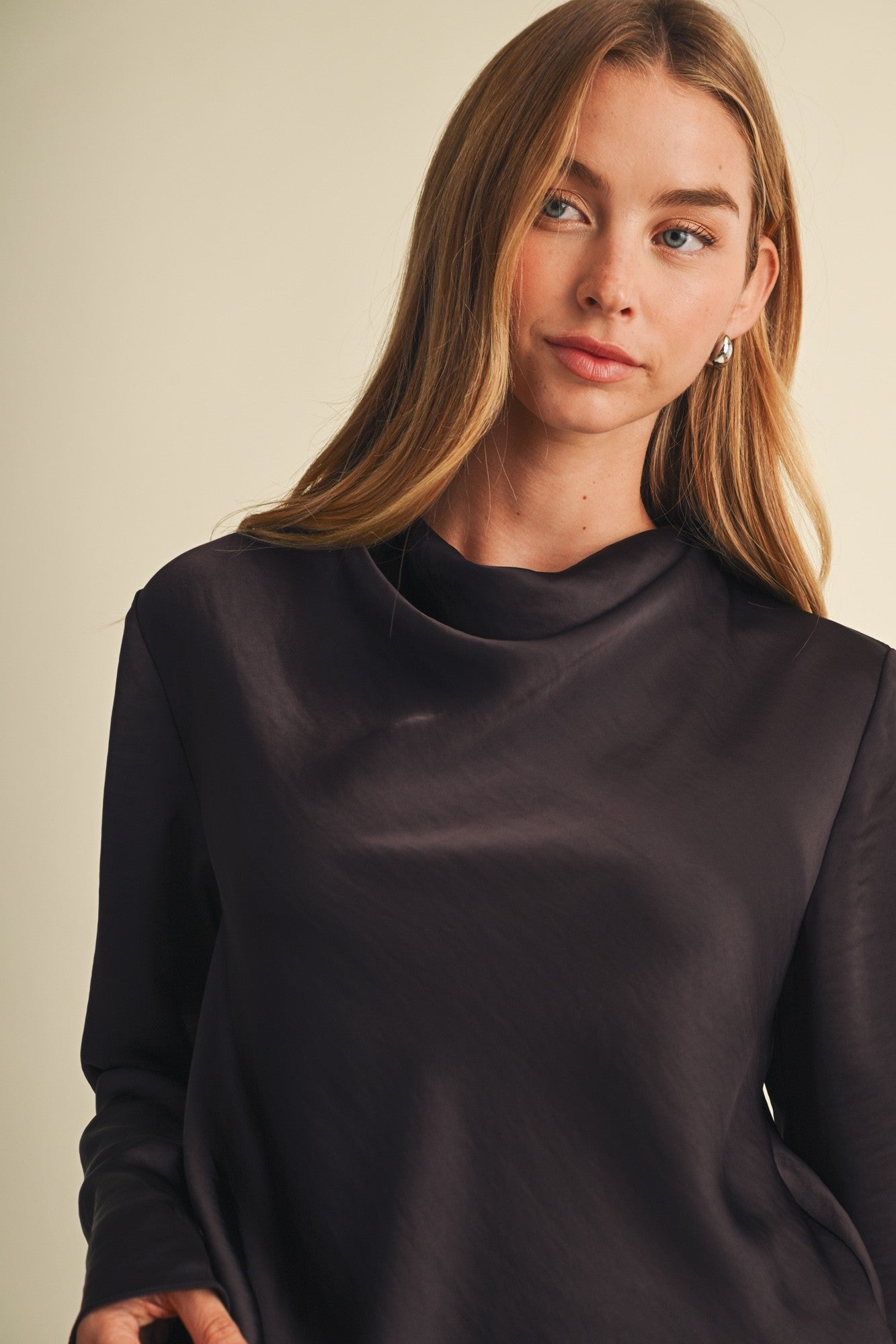 Coco Satin Top - Jupe NYC