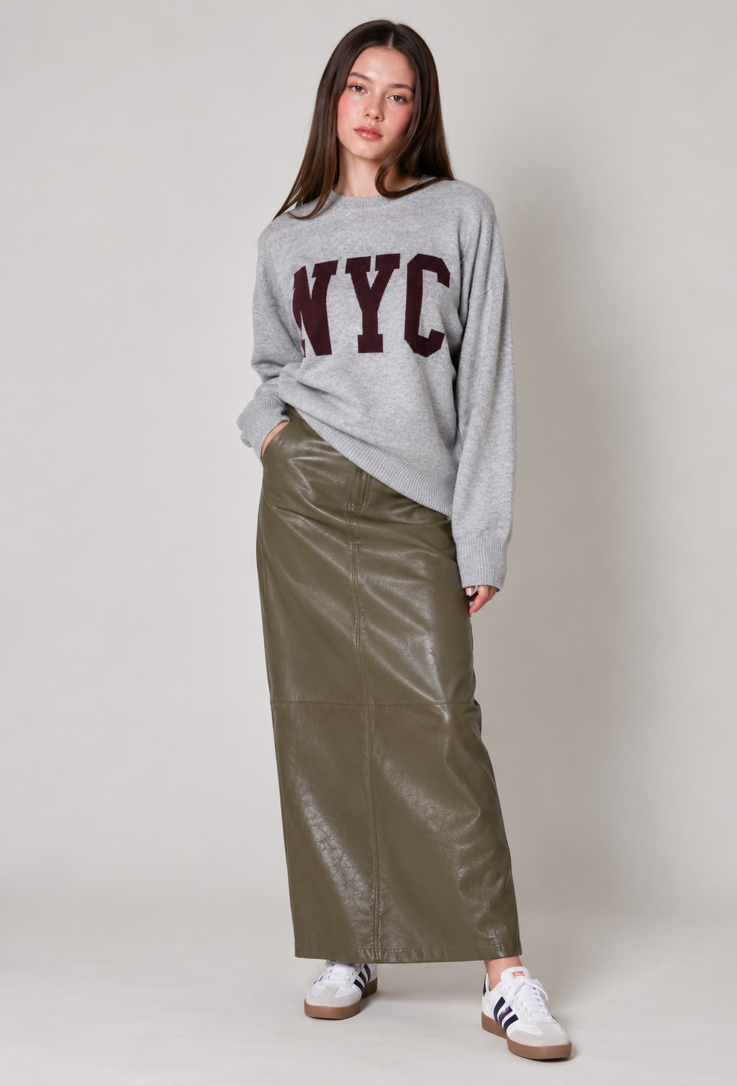 NYC Weekend Crewneck Sweater - Jupe NYC